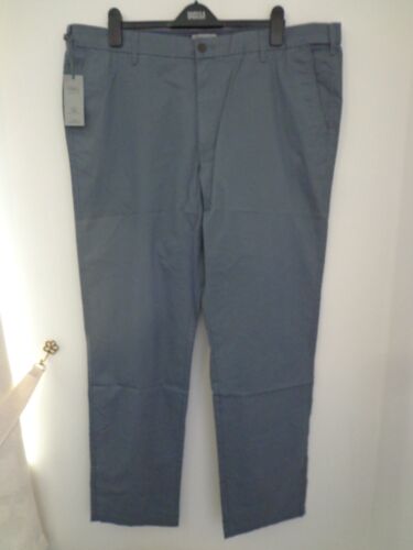 BNWT MENS M/&S COLLECTION RANGE SUPER LIGHTWEIGHT BLUE CHINO TROUSERS W40/" I//L35/"