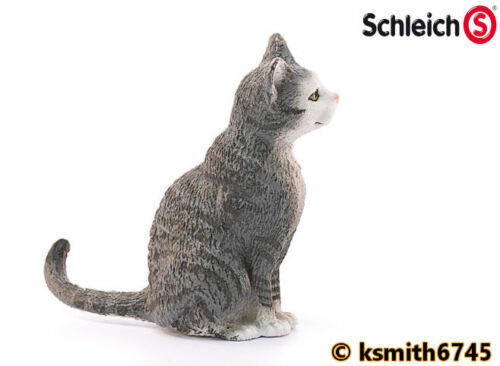 Schleich gris assis Chat solide Jouet en plastique Animal Farm Animal Prédateur NOUVEAU *