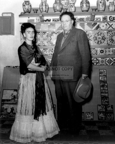 FRIDA KAHLO WITH HUSBAND DIEGO RIVERA MEXICAN PAINTERS FB-492 8X10 PHOTO
