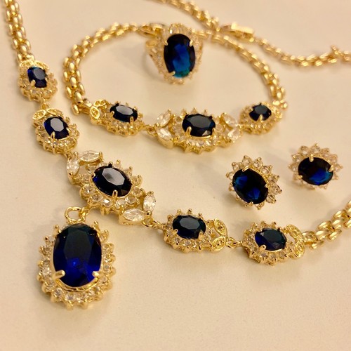 SET Gold Necklace Bracelet Stud Earrings Ring Blue Sapphire /&Diamante Plum BOXED