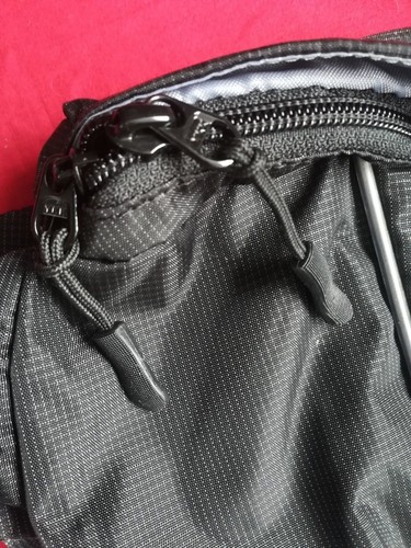 BLACK ZIPPER ZIP TAG PULLER EXTENDER BAGSTER KRIEGA OGIO GIVI TOURATECH BAGS YKK