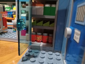 LEGO The Simpsons: Kwik-E-Mart (71016) Complete Set With Manual peeling stickers