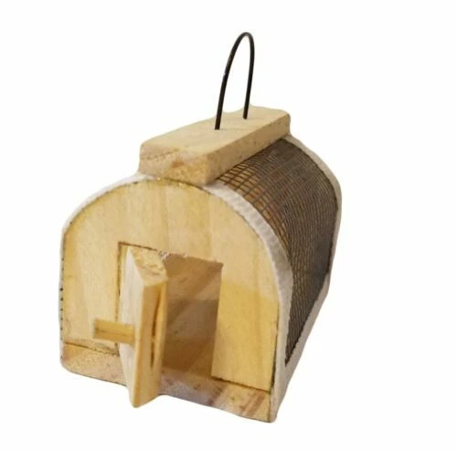 Animali in legno per case di bambole e miniature