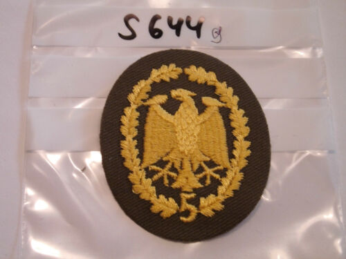 Bundeswehr Leistungsabzeichen gold mit 5 auf oliv 1Stück s644