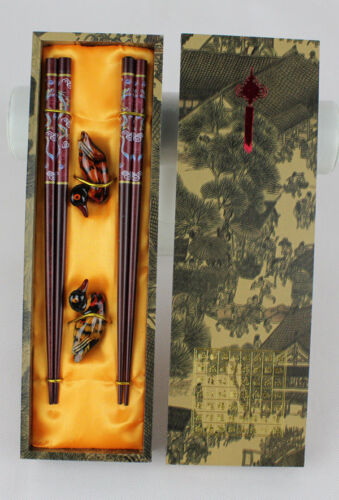 New 2pairs Chinese Handmade Vintage Wooden Chopsticks And Brackets Gift Set