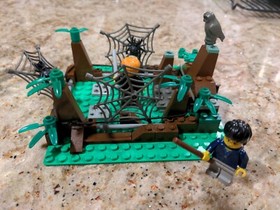 LEGO HARRY POTTER #4727 "ARAGOG IN THE DARK FOREST" READ