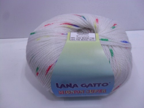 GATTO MIGNON SUPER SW MERINO FINE 100/% MADE IN ITALY 183 MT. GOMITOLO DA 50 gr