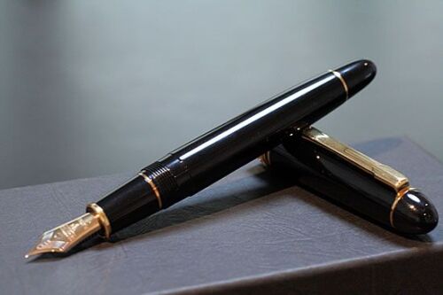 PTB-20000P#1 Nib Fountain Pen Medium PLATINUM PRESIDENT Black 18K Gold M