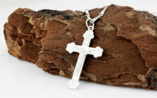 Anhänger verziertes Kreuz mit Christusfigur Jesus Figur 925 Sterling Silber