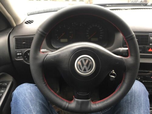 Funda de volante a medida para Volkswagen Passat B5 cuero liso perforado