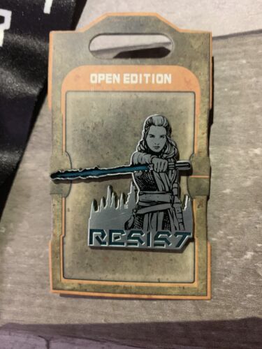 Star Wars Galaxy's Edge 6 Pins w/ Black Spire Outpost Lanyard & Resistance Medal 