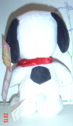 NEW SNOOPY Plush PEANUTS 2009 Celebrate 60 Years 1980's Style Ornament Scarf 
