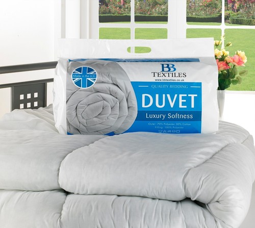 10.5 TOG HOLLOWFIBRE SUMMER LIGHT WEIGHT /& COOL QUILT//DUVET
