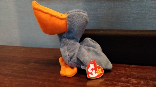 TY 1996 Original Scoop Beanie Baby the Pelican Retired MWMT