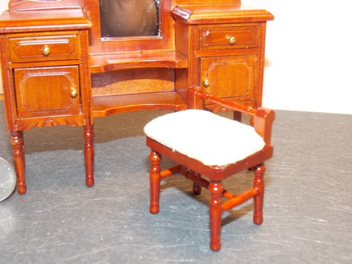 Dollhouse Miniature Bedroom Dresser Mirror Vanity 1:12 scale D23 Dollys Gallery