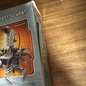 LEGO MINDSTORMS: Mindstorms NXT (8527) New DAMAGED Box Rare 2006-7
