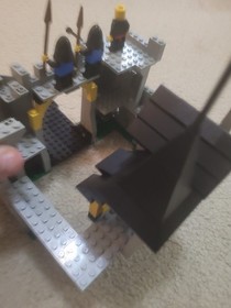 LEGO Castle: Black Falcon's Fortress (6074) Almost Complete See Pictures