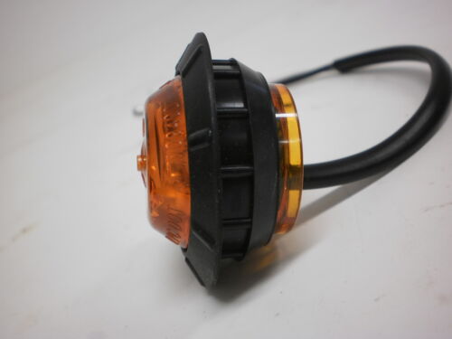Maxxima M09400Y Amber LED 1-1/4" Marker Clearance Light 