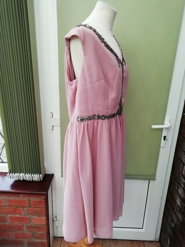 SALE ref 703 LITTLE MISTRESS LADIES EMBELLISHED SKATER DRESS PINK SIZE 26 NEW