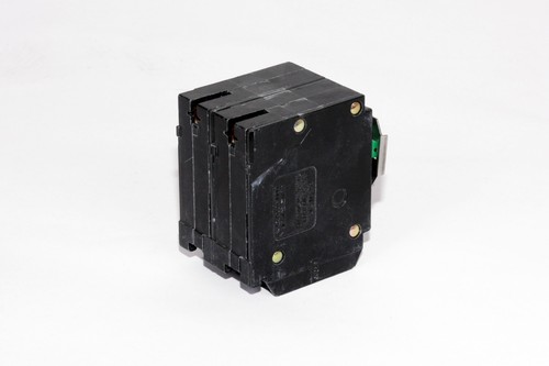 120//240V Circuit Breaker 2-2P Westinghouse DNPL230230 30A