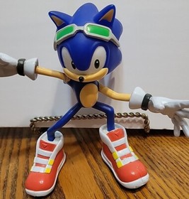 Sonic The Hedgehog Action Figure 5" One Arm Glued See Picture