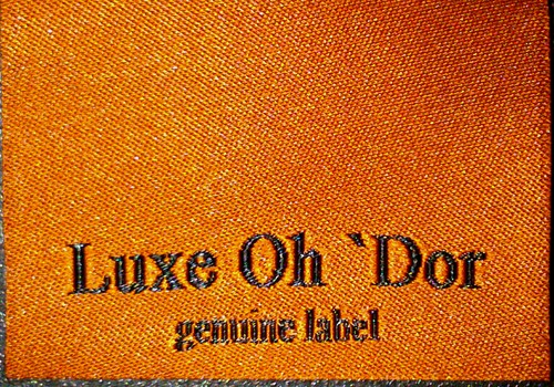 LUXE OH `DOR 100/% Cashmere Mütze Cap schwarz silber Zopfmuster Luxus preppy