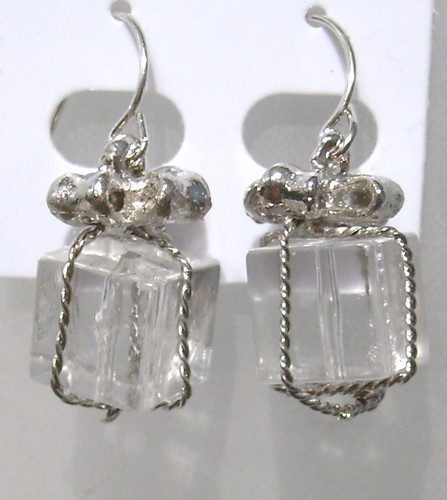 Droppers Stocking Fillers Gift Box and Bow Christmas Pressie Earrings
