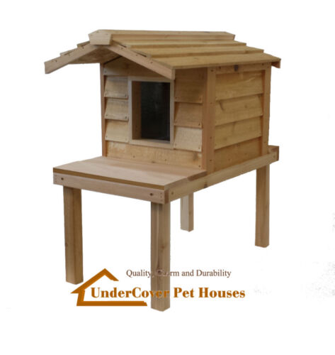 SMALL INSULATED CEDAR OUTDOOR CAT HOUSE WITH PLATFORM 