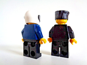 Lego World City Set 7034 Police Surveillance Truck from 2003 100% Complete Excellent