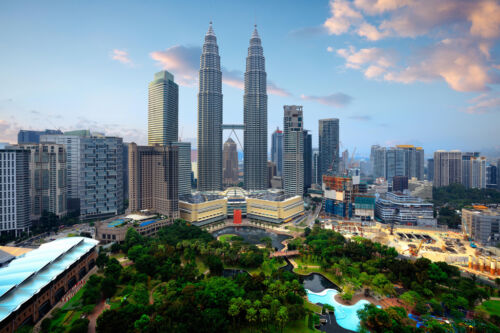 Kuala Lumpur City Skyline Petronas Twin Towers Poster 18x12 inch