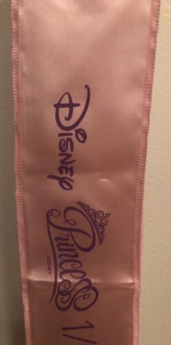 NEW Disney Princess Half 1//2 Marathon RunDisney Women’s Pink Sash