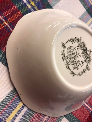 Johnson Brothers TALLY HO Fruit Dessert Salad 7”