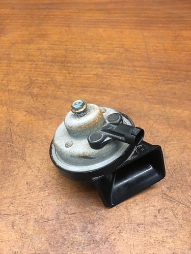 97-04 Porsche Boxster 986 base 2.7L Horn H OEM 012222903