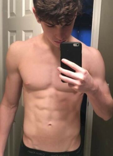 Shirtless Male Beefcake Frat Jock Muscular Body Hunk Selfie Guy PHOTO 4X6 F1907 