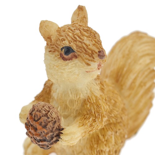 Cute Squirrel Animal Small Figurine Decoration Resin Craft Art Home Statue Decor