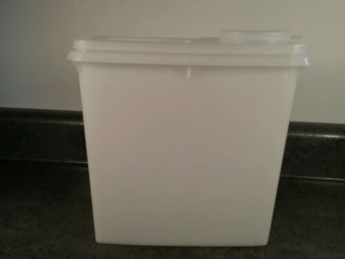Vintage Tupperware 13 Cup Cereal Keeper #469 Store N Pour w// Lid 471        S