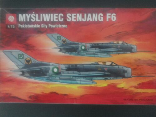 SCALE 1//72, SENJANG F6 FIGHTER AIRCRAFT-PAKISTAN // CHINESE AF ZTS PLASTYK