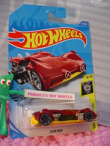 2020 i Hot Wheels SLIDE KICK #46