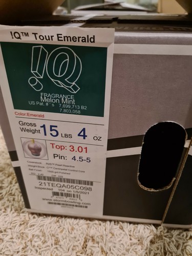 Details about / Storm IQ Tour Emerald 1st Quality Bowling Ball15 Pounds4.5-5/" Pin