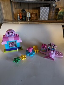 LEGO DUPLO DISNEY junior Minnie's Cafe retired, ages 2-5 Set is complete