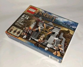 LEGO The Hobbit: Dol Guldur Ambush 79011 217 Pieces 2013 NEW W/BOX WEAR NIB NIP