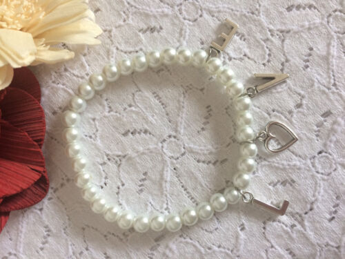 LOVE GLASS PEARL BEAD ELASTICATED BRACELET can be personalised