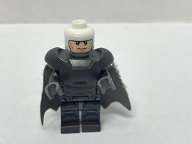 Genuine Lego Batman-Armored Minifigure Super Heroes from 76044 -sh217