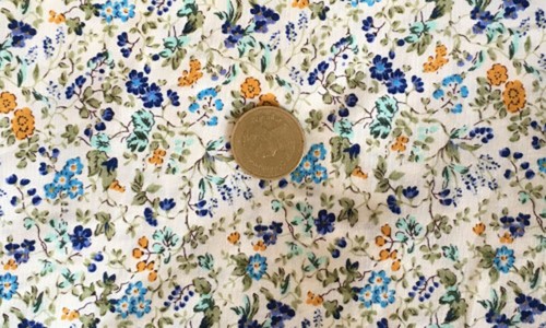 Escala 1:12 De Varios Colores Floral en material de algodón blanco tumdee Mzl Casa De Muñecas