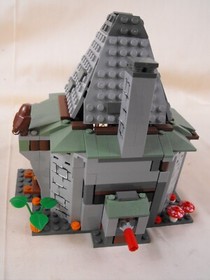 LEGO 4738 Harry Potter: Hagrid’s Hut 100% COMPLETE w/ Manual and 4 Minifigs NICE