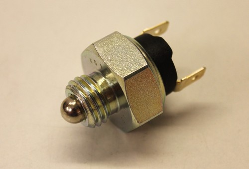 Inhibidor de Overdrive INTERRUPTOR TRIUMPH TR3-6 con conectores Lucar