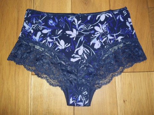 Marks /& Spencer Light Control cotton rich Secret Slim Brazilian briefs size 10