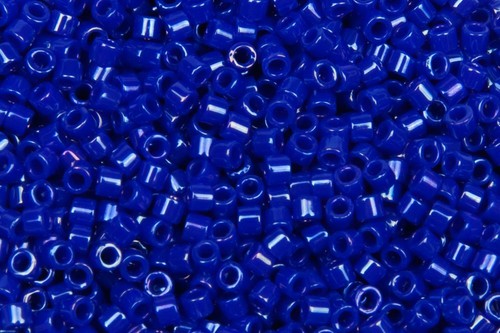 DB0216 Miyuki Delica 11//0 Opaque Cobalt Luster 1,6mm Jap Zylinderperlen