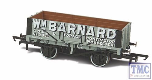 OR76MW5004 Oxford Rail OO/HO Gauge 5 Plank Wagon Wm Barnard Worcester 23 