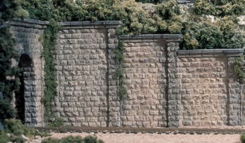 Retaining Walls HO-Scale Woodland - NIB 3 Pieces 1259 Cut Stone